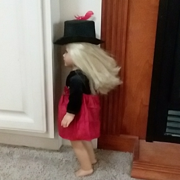 American girl doll - Picture 2 of 3